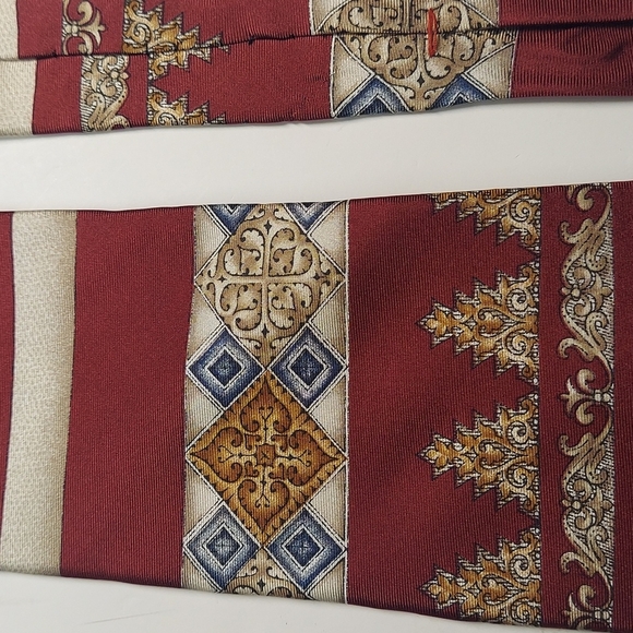 Henry Grethel Neck Tie - Picture 7 of 8